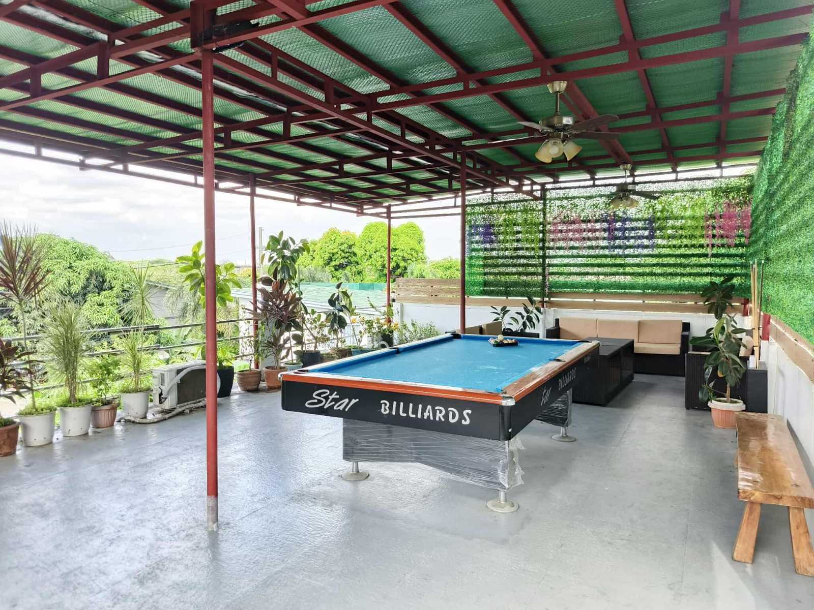 working-using-laptop