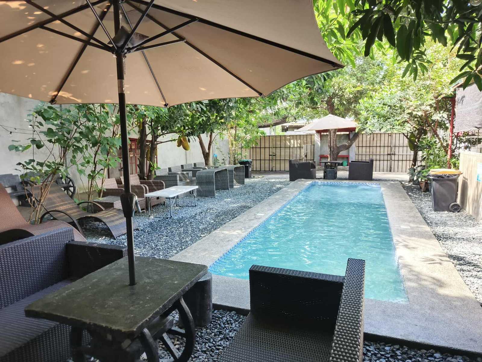 man-checking-the-wiring-for-networks